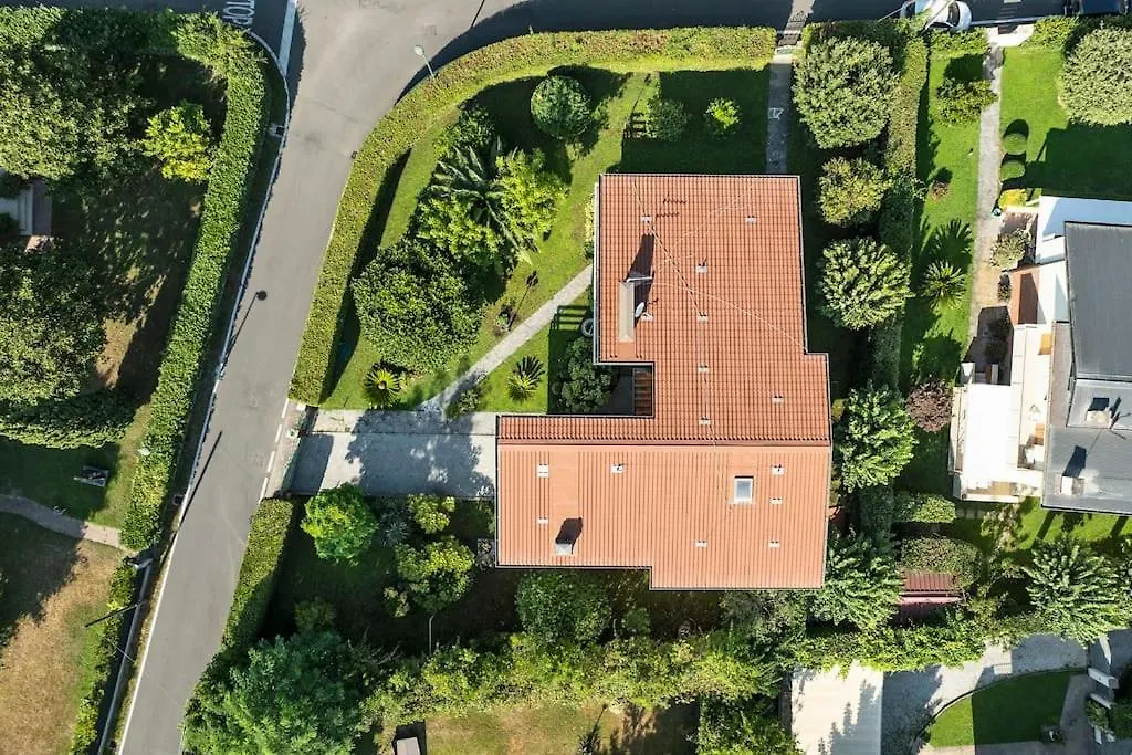 Дом отдыха Quiete Villa,Exclusive Garden In Форте-деи-Марми