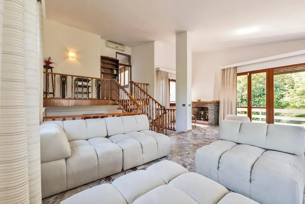 Holiday home Quiete Villa,Exclusive Garden In Forte Dei Marmi