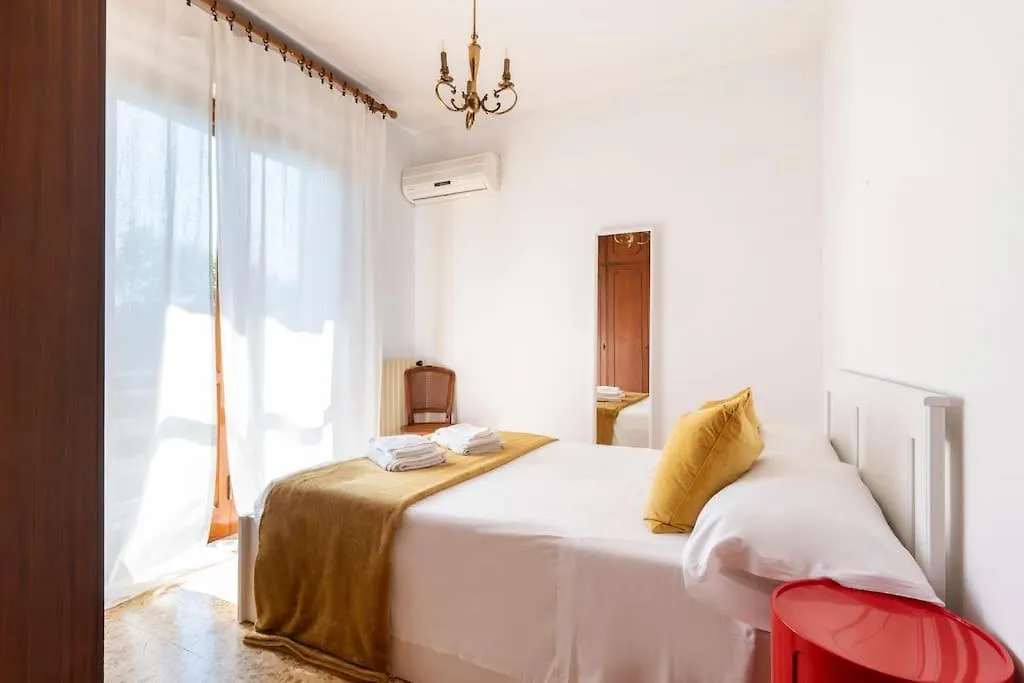 Quiete Villa,Exclusive Garden In Forte Dei Marmi Italy