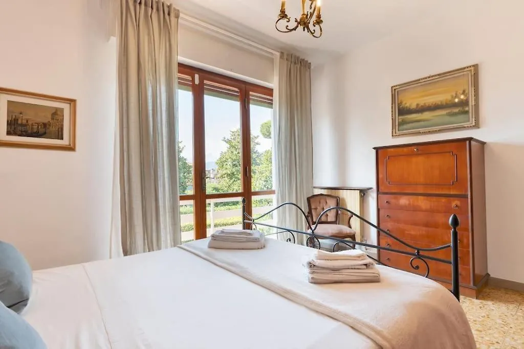 Quiete Villa,Exclusive Garden In Forte Dei Marmi Italy