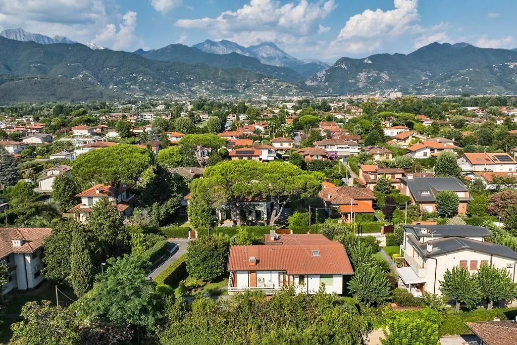 Quiete Villa,Exclusive Garden In Forte Dei Marmi 0*,  Italy