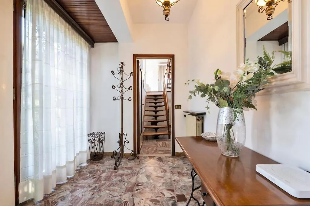 Quiete Villa,Exclusive Garden In Forte Dei Marmi Holiday home